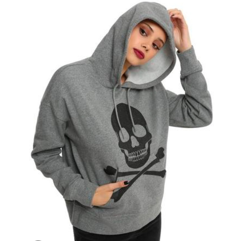Womens Gray Skull And Crossbones Graphic Pullover Hoodie Sweatshirt‎ M